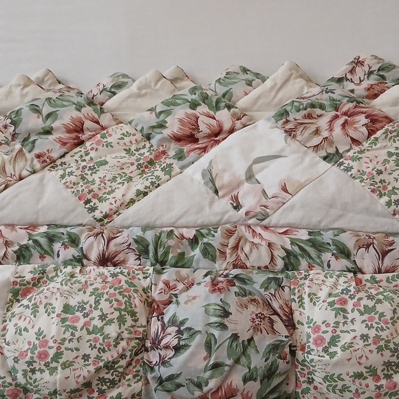 Puff Quilt Homemade - Picture 8 of 15